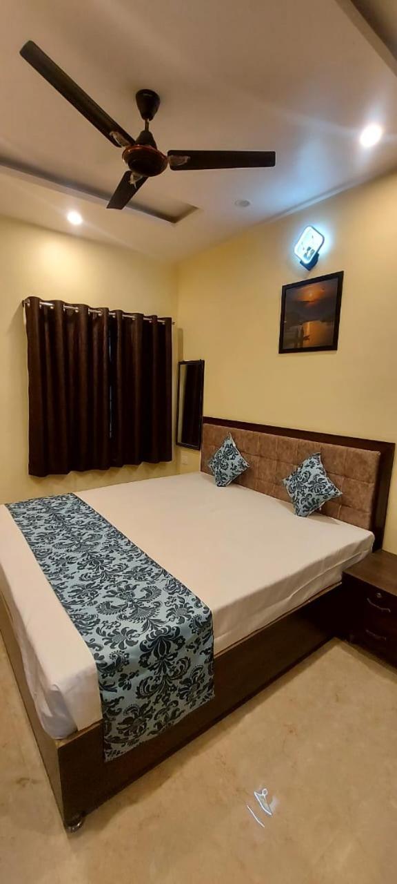 Js Banaras Residency Varanasi Exterior foto